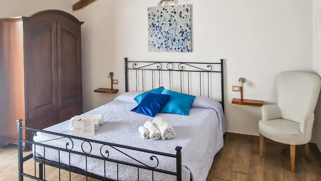 Photo of Bedroom in Sale