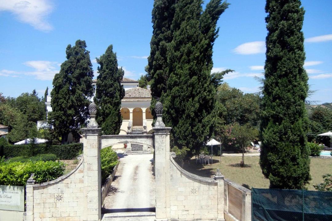 Photo of Others in Manoppello