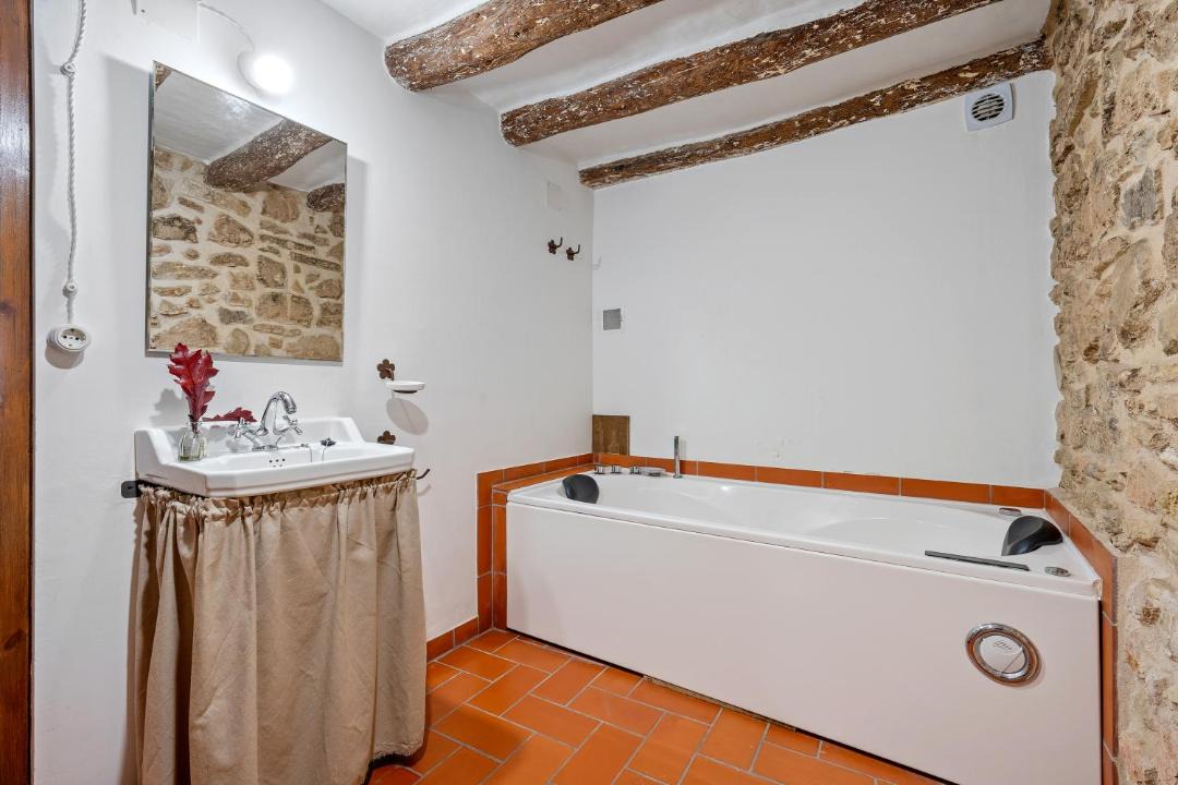 Photo of Kitchen in Tivissa