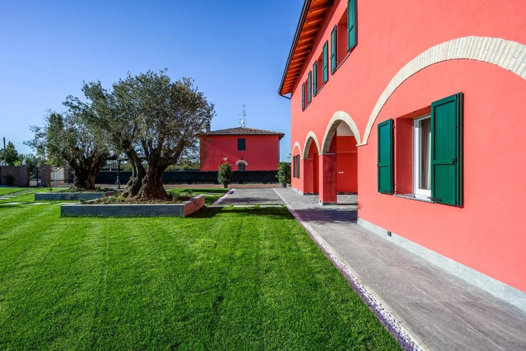 Photo of Buildings in Formigine