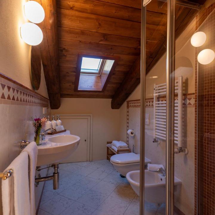 Photo of Bathroom in Canale