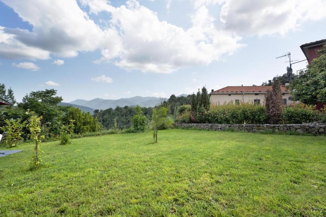 Photo of Others in Bracelli