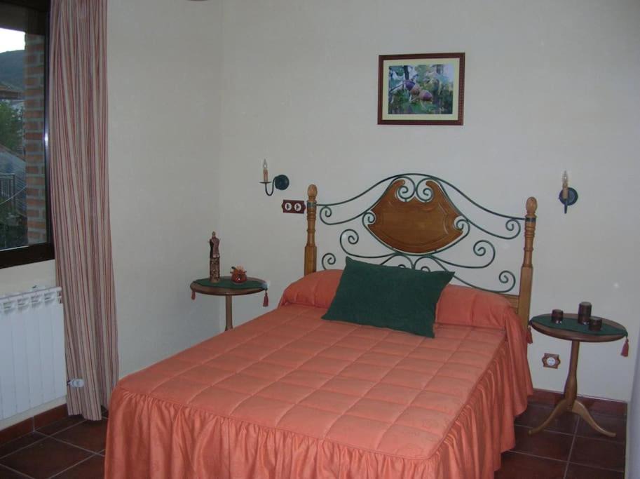 Photo of Bedroom in San Pablo de los Montes