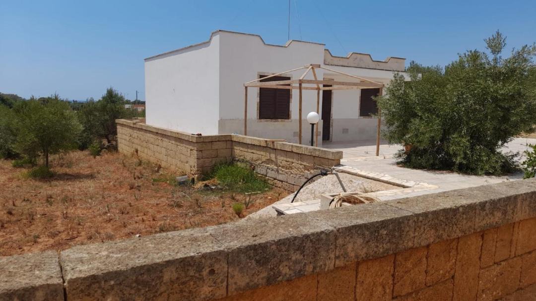 Photo of Buildings in Posto Rosso