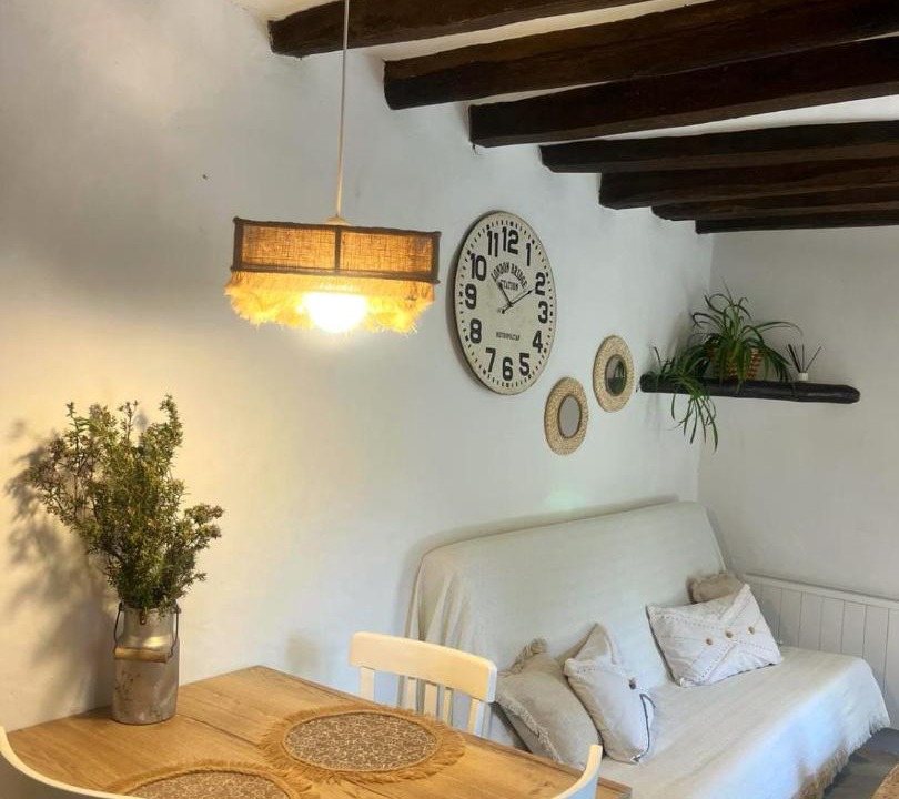 Photo of Livingroom in Miller