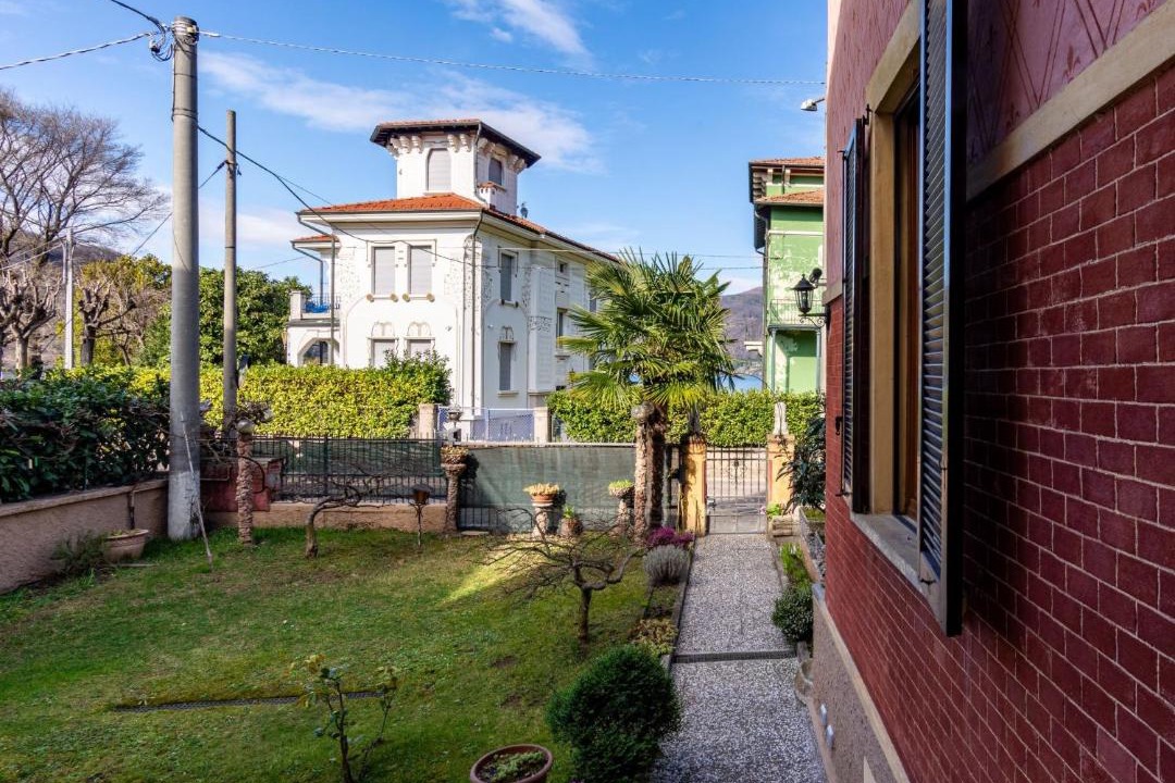 Photo of Buildings in Porto Ceresio