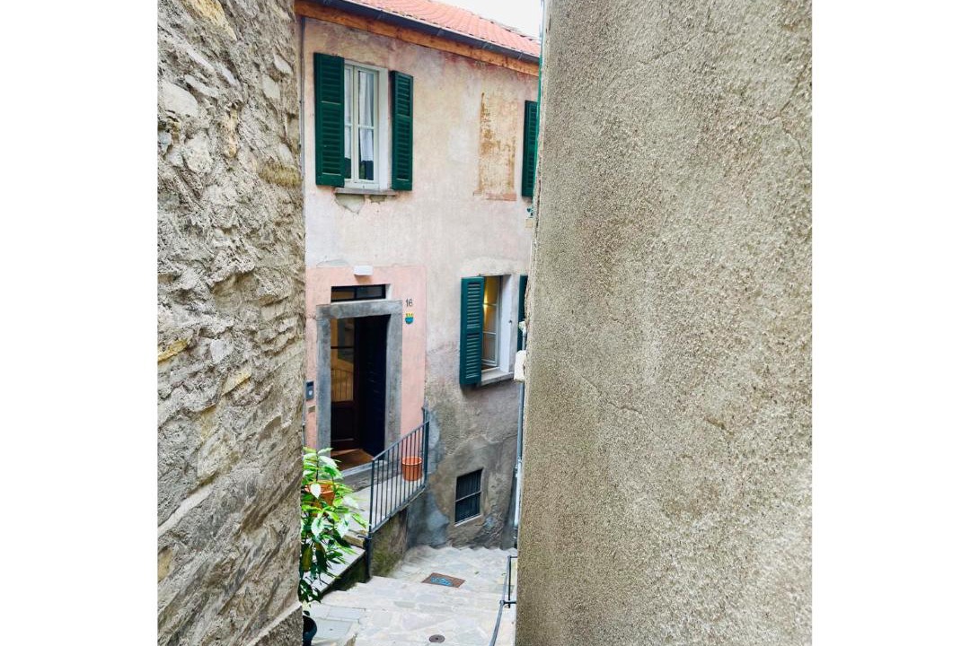 Photo of Others in Moltrasio