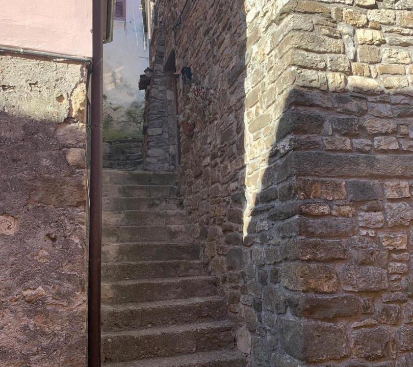 Photo of Buildings in Caprigliola
