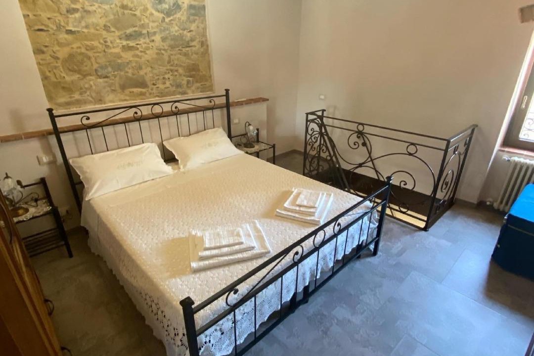 Photo of Bedroom in Castelnuovo Magra