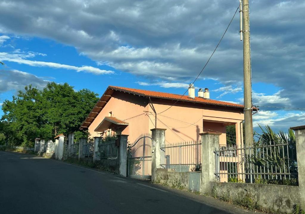 Photo of Buildings in Bolano