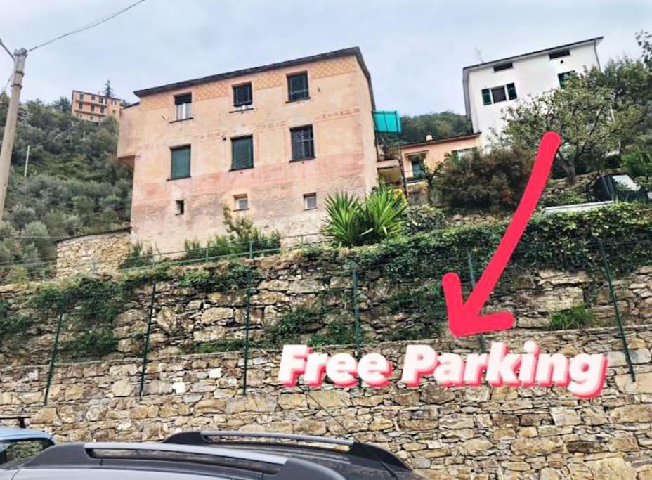 Photo of Buildings in Avegno