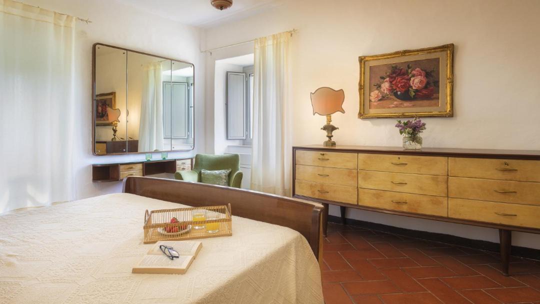 Photo of Bedroom in Todi