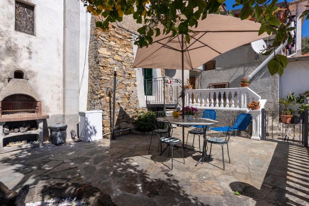 Photo of Buildings in Terzorio