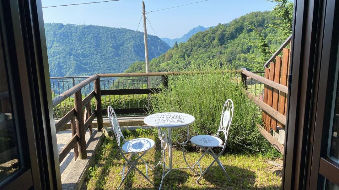 Photo of Patio Balcony in Dossena