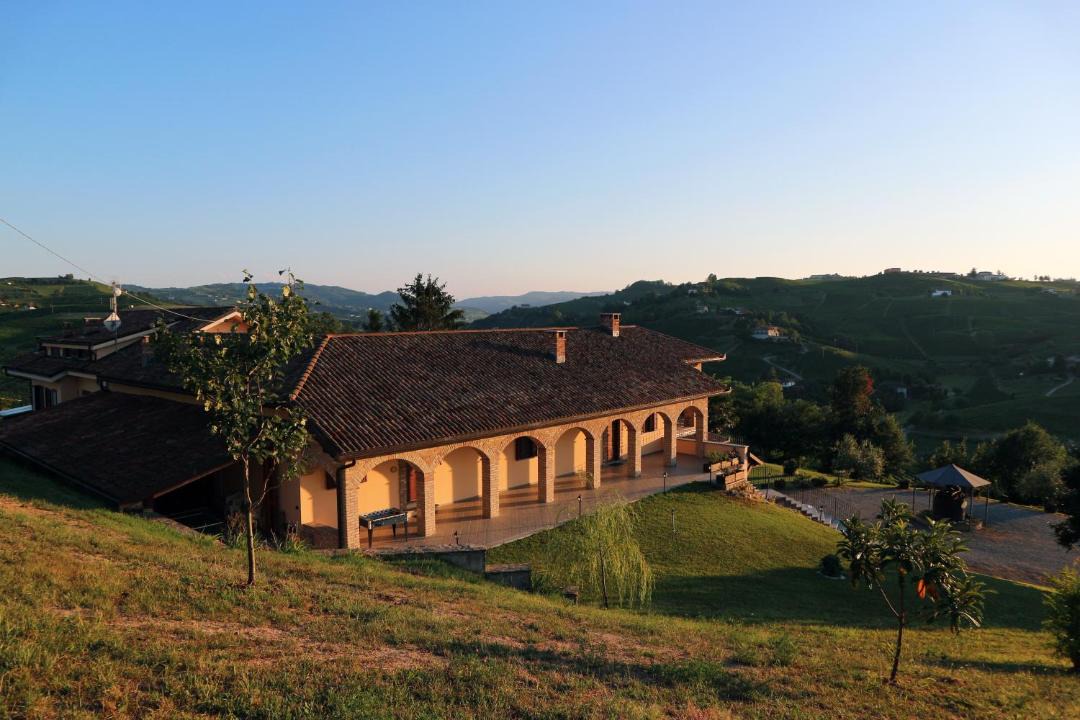 Photo of Buildings in Canelli