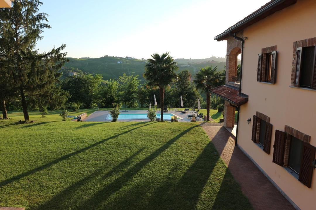 Photo of Buildings in Canelli