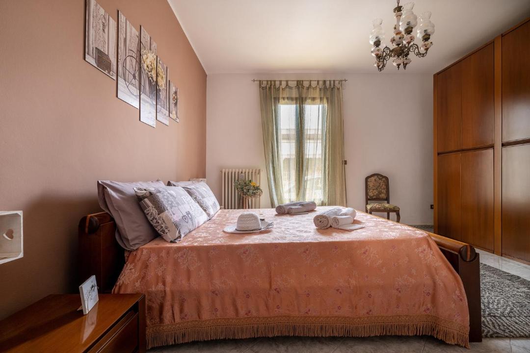 Photo of Bedroom in Borgagne