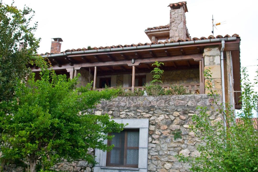 Photo of Others in Pandiello