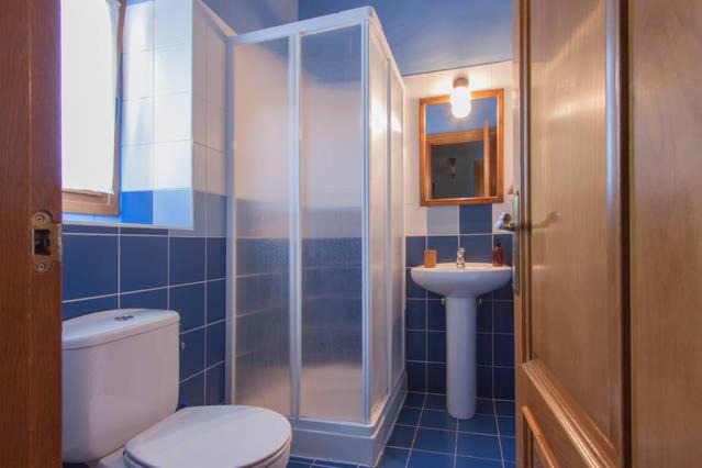 Photo of Bathroom in Esnoz