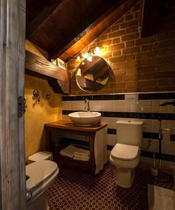 Photo of Bathroom in Triollo
