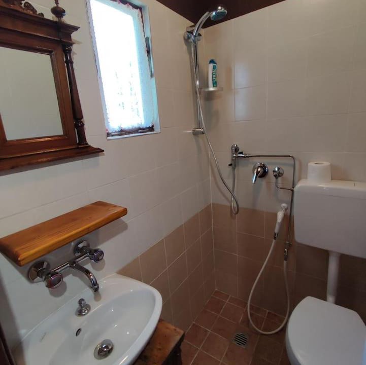 Photo of Bathroom in Scopa