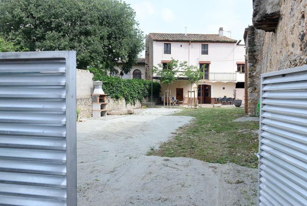 Photo of Buildings in Espinavessa