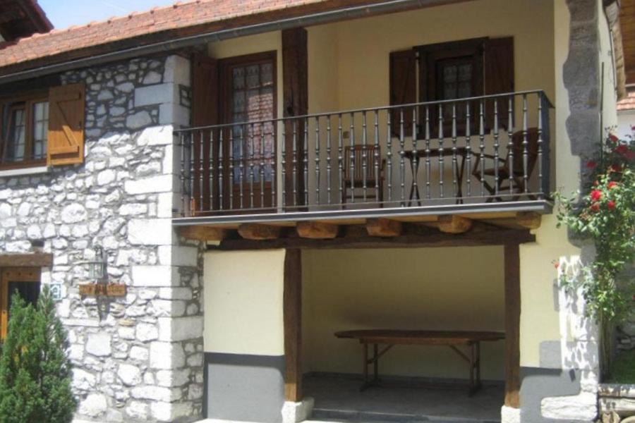 Photo of Buildings in Villanueva de Aezcoa