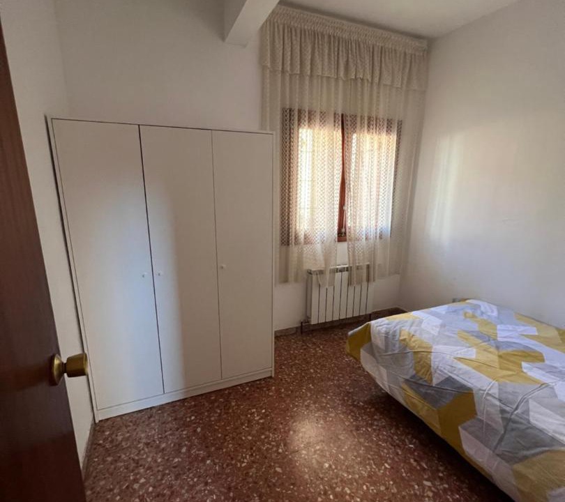 Photo of Bedroom in Aliaga