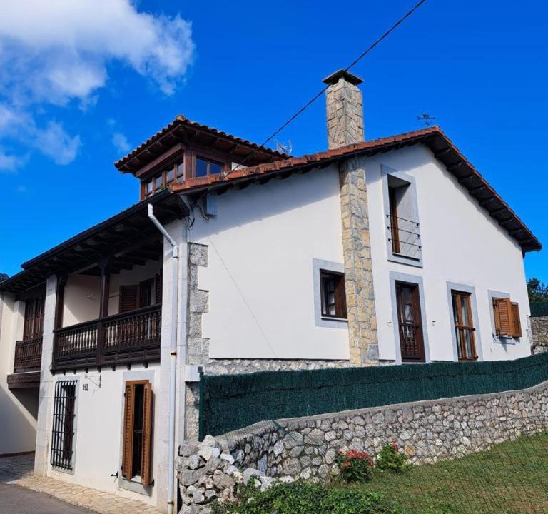 Photo of Buildings in La Portilla