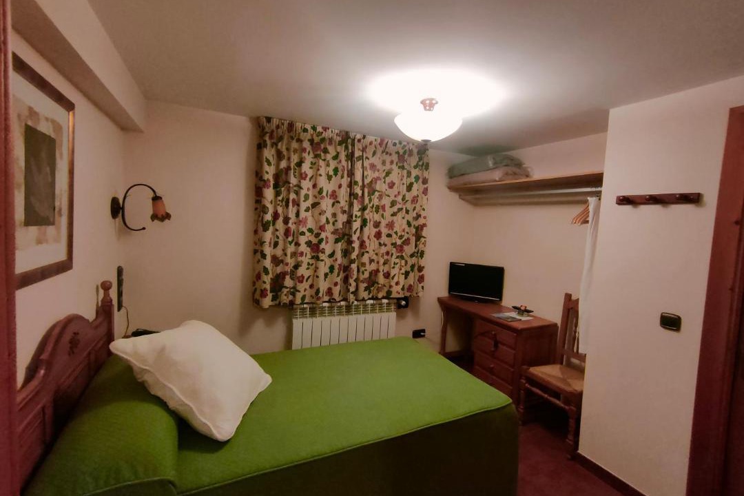 Photo of Bedroom in Tornos