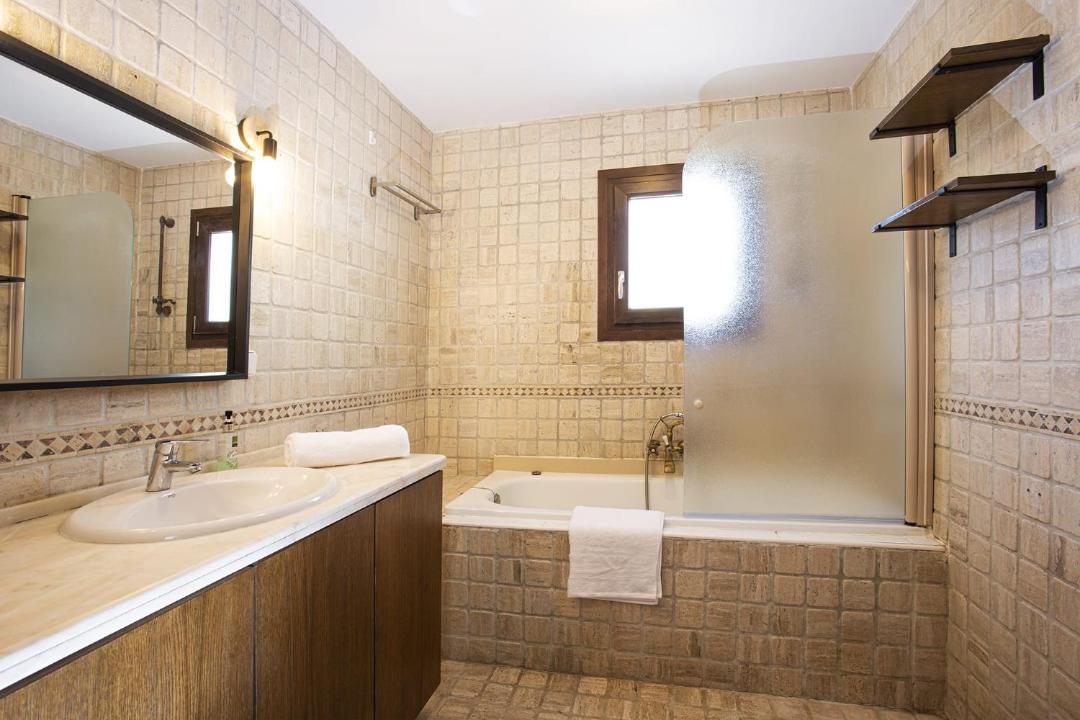 Photo of Bathroom in L'Alcassar