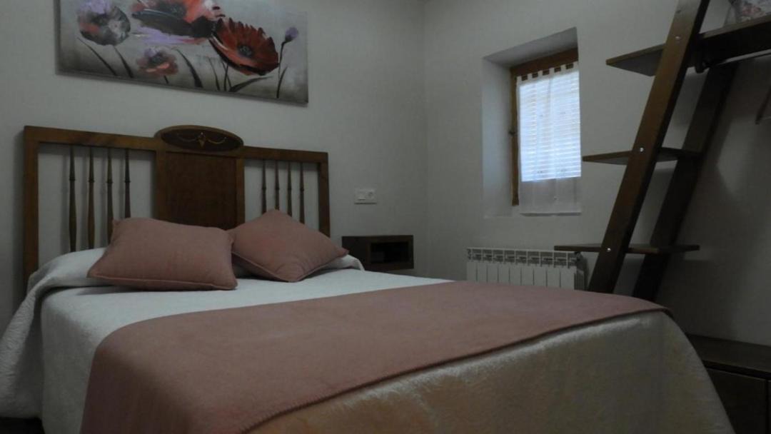 Photo of Bedroom in Banaston