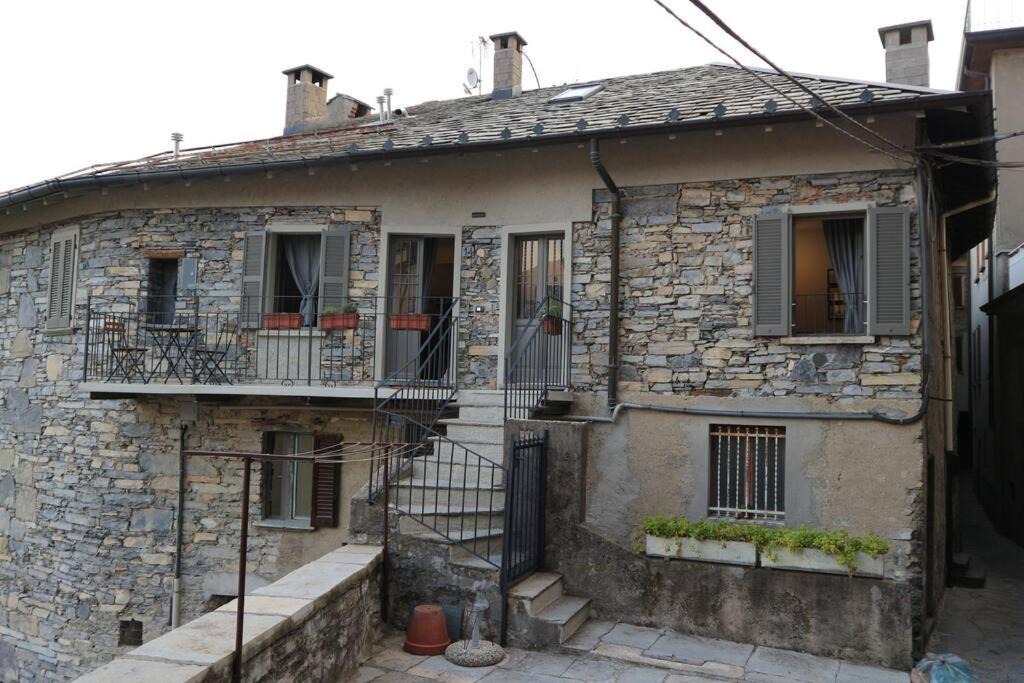 Photo of Buildings in Moltrasio