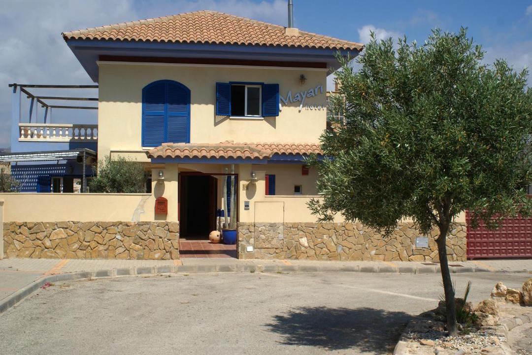 Photo of Others in Calabardina