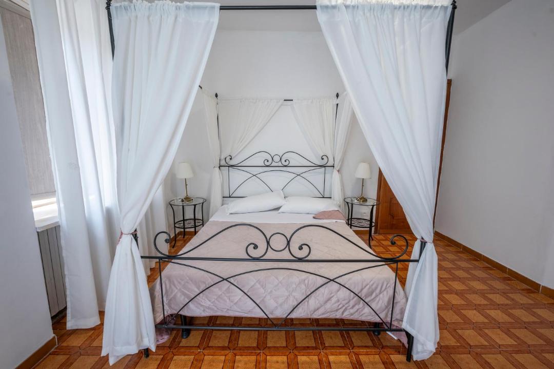Photo of Bedroom in Monteroduni