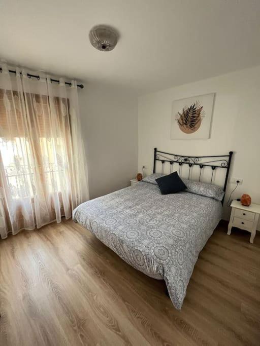 Photo of Bedroom in Castello de Farfanya