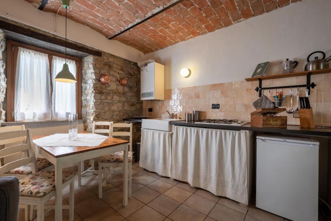 Photo of Kitchen in Monastero Bormida