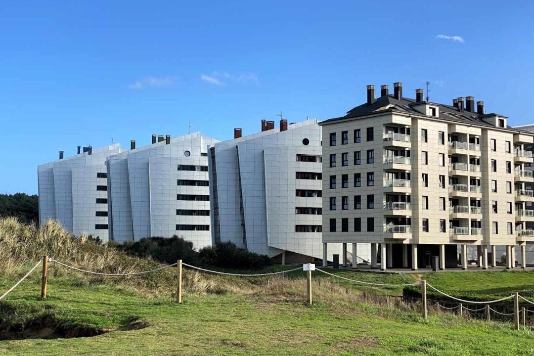 Photo of Buildings in Salinas