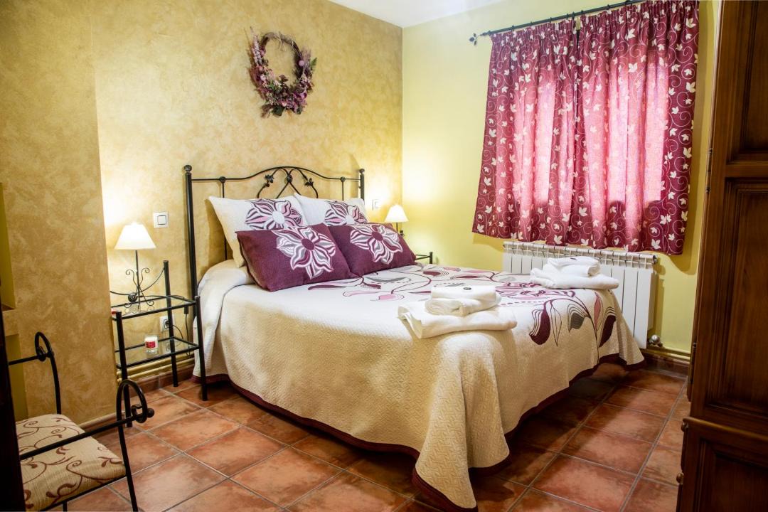 Photo of Bedroom in Poveda de la Sierra