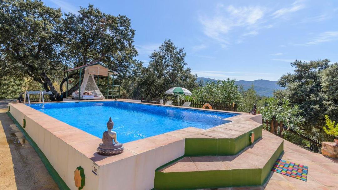 Photo of Outdoor in Alpandeire