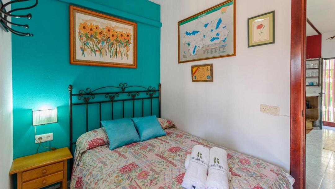Photo of Bedroom in Alpandeire