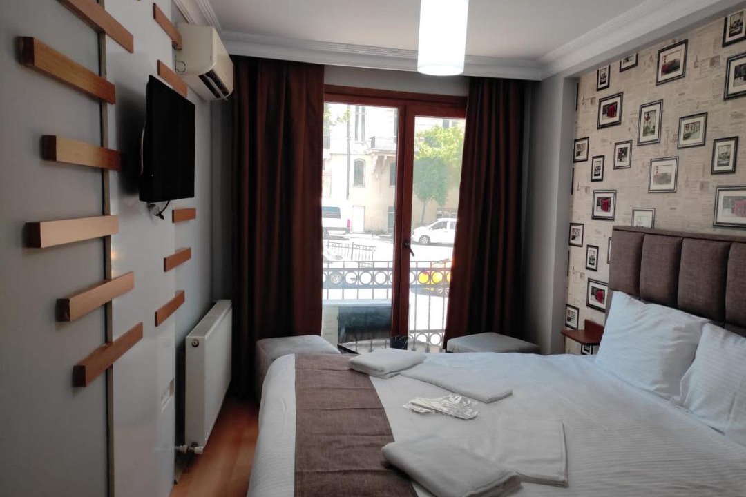 Photo of Bedroom in Pera