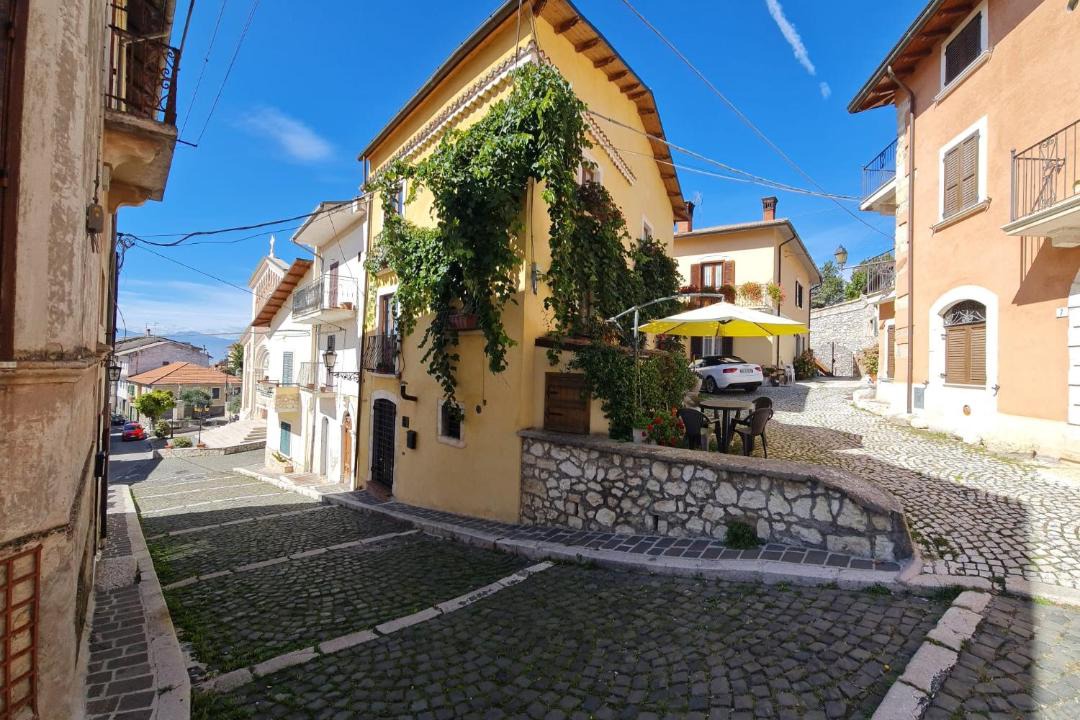 Photo of Others in Cerchio
