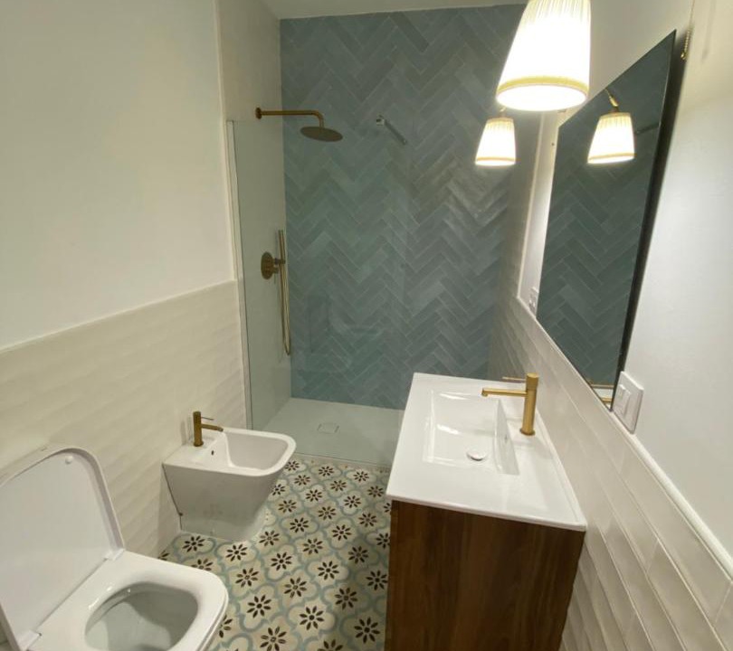 Photo of Bathroom in Lora Del Rio
