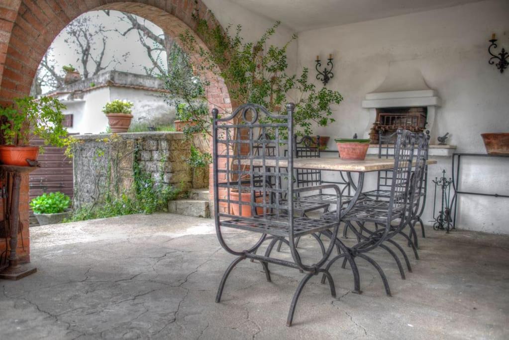 Photo of Patio Balcony in Caprarola