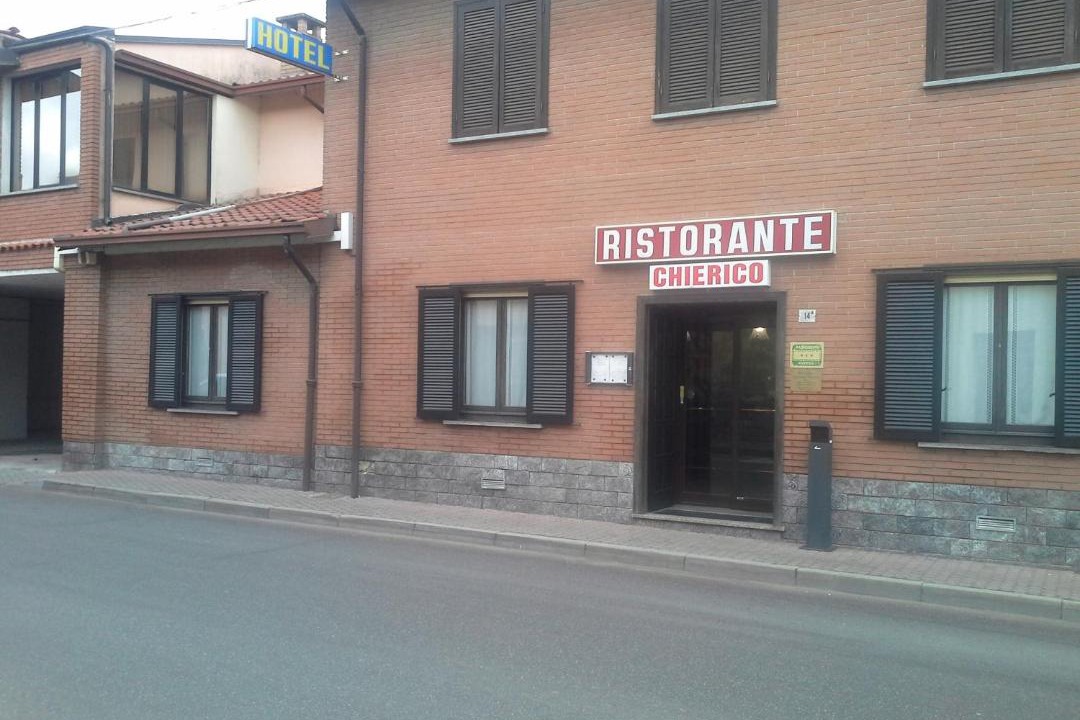 Photo of Buildings in Carbonara al Ticino