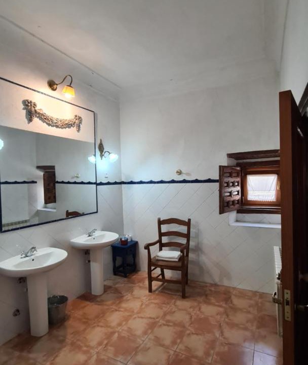 Photo of Bathroom in Huete