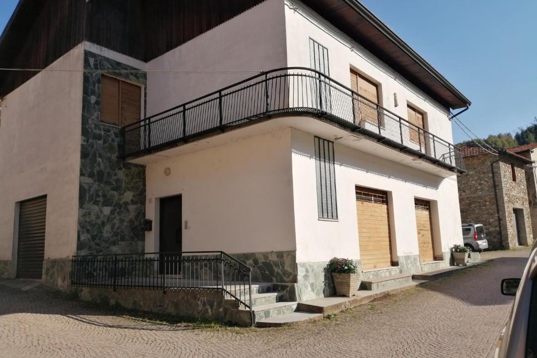 Photo of Buildings in Murialdo