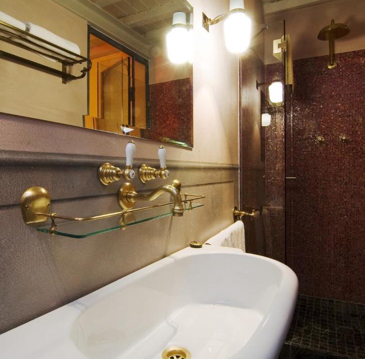 Photo of Bathroom in Savigno
