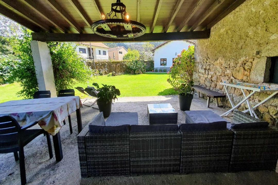 Photo of Patio Balcony in Rales